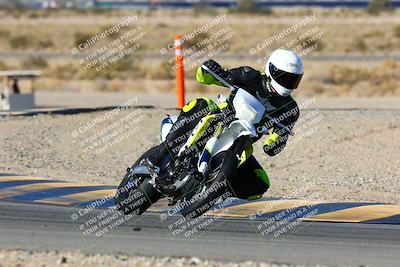 media/Jan-09-2022-SoCal Trackdays (Sun) [[2b1fec8404]]/Turn 11 (935am)/